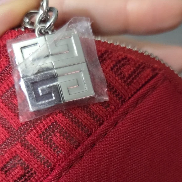 Givenchy Parfums Designer Makeup Bag - Picture 4 of 7